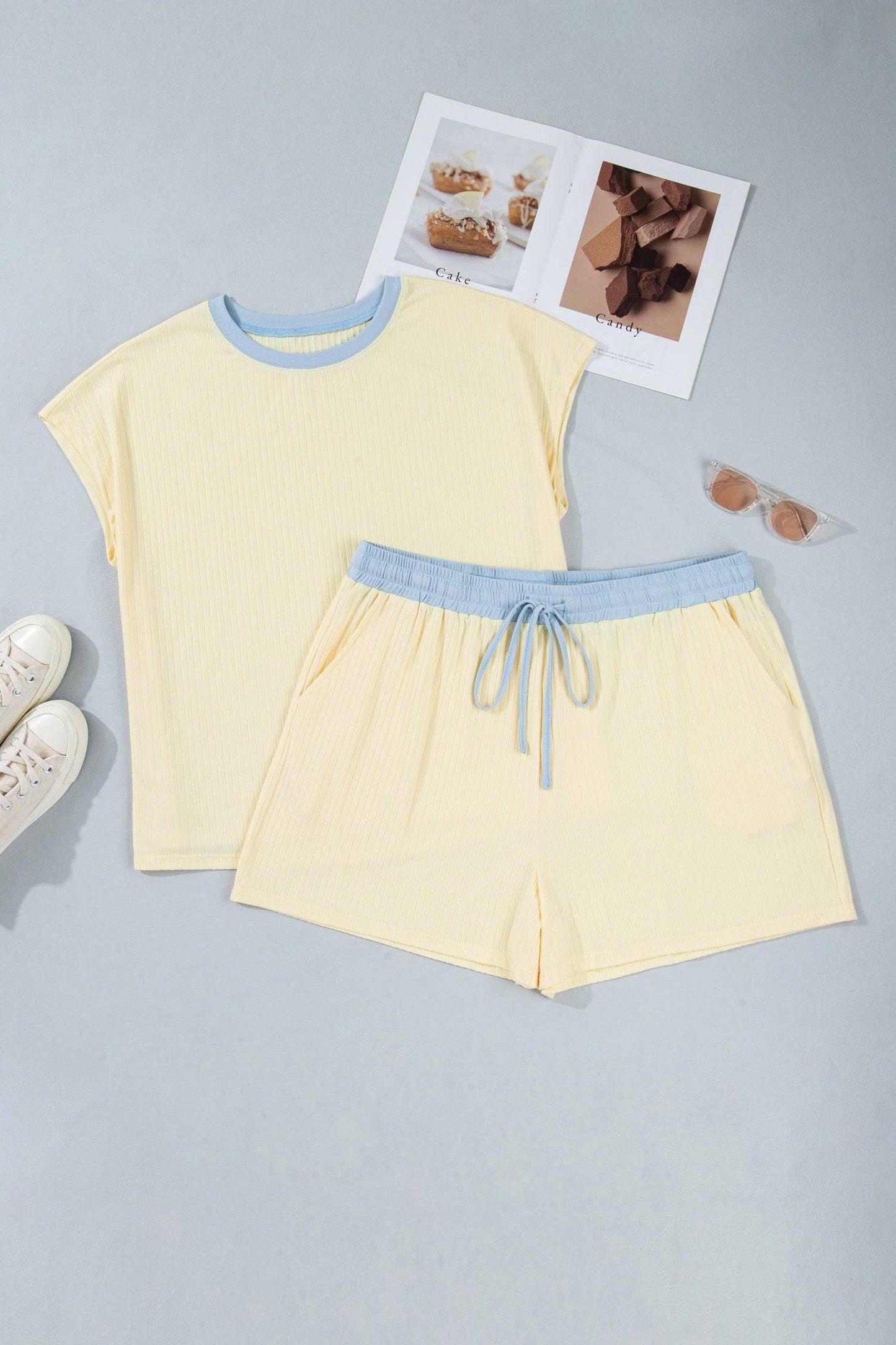 Plus Size Colorblock Trim Ribbed Top & Shorts Set