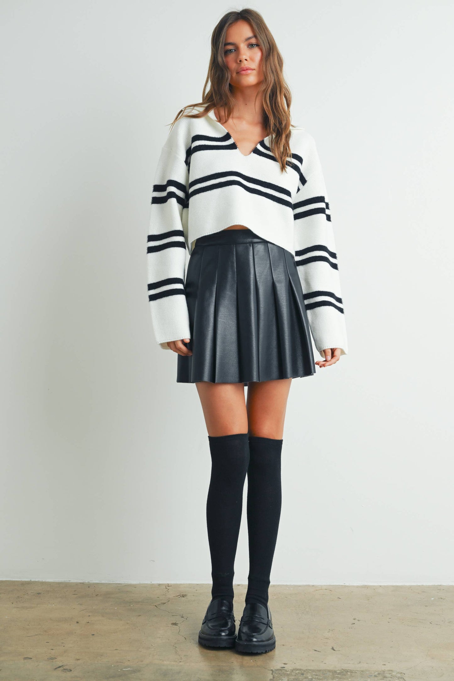 BUTTERMELON - Stripe Crop Collar Sweater Top - BMW7393