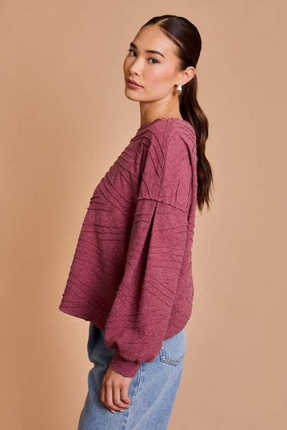 GILLI - LONG SLEEVE BACK OVERLAP TOP