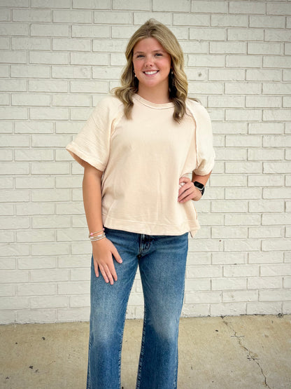 Flowy cream top