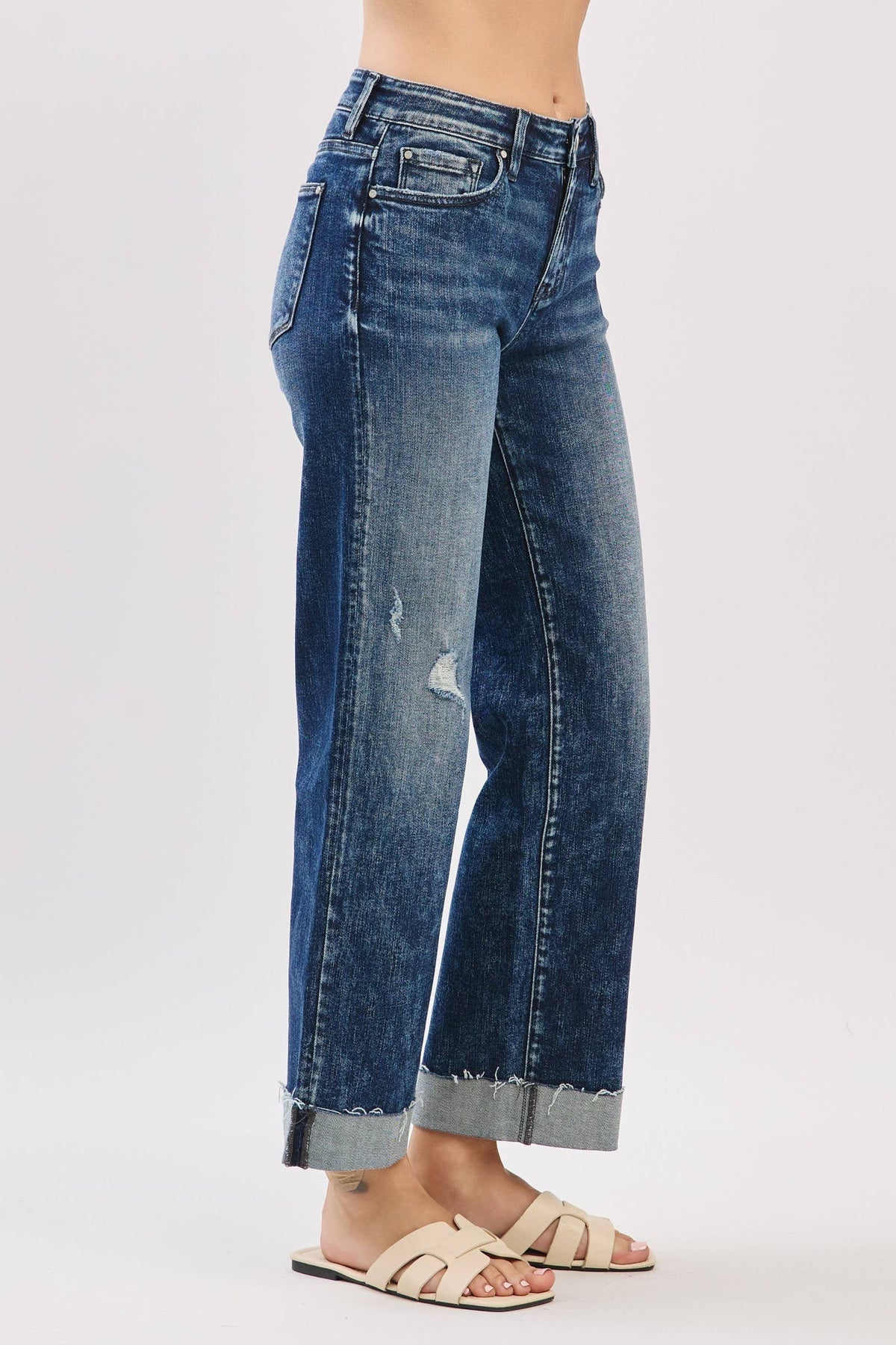 Petra153 - P1546T-DA MID RISE LOOSE STRAIGHT W/ CUFFED HEM JEANS