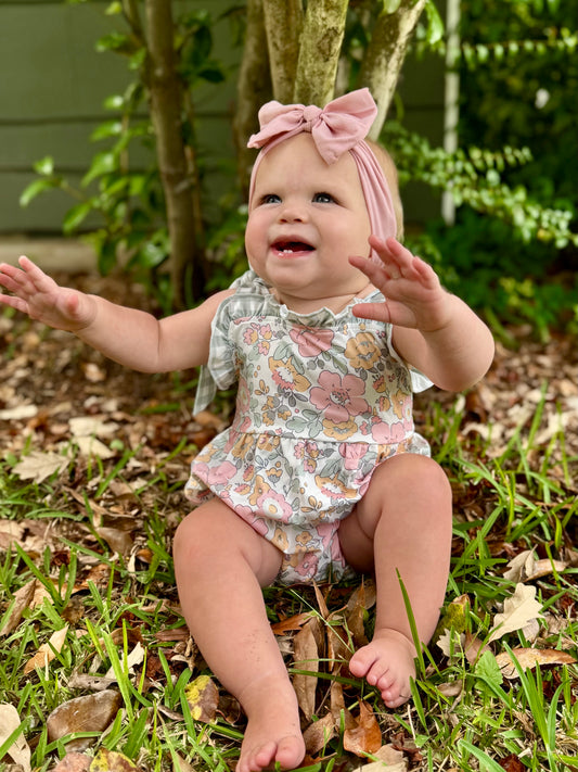 The Shimmer Shack Baby Girl Check Flower Bubble