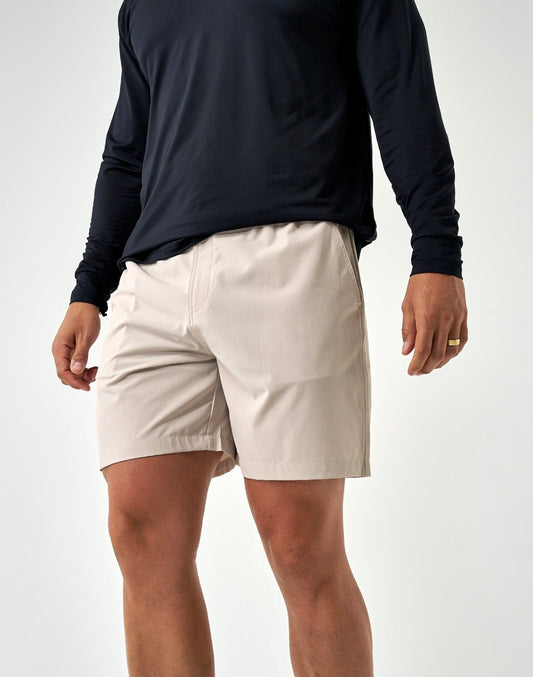 Everyday short light khaki into the wild pocket