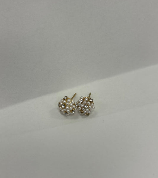 Gold, Diamond & Pearl Stud Earrings
