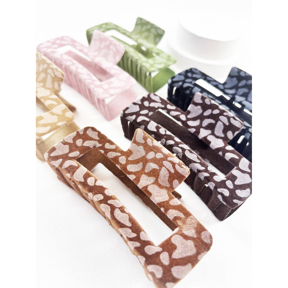 Love and Repeat - Leopard Flocked Velvet Rectangle Claw Clip
