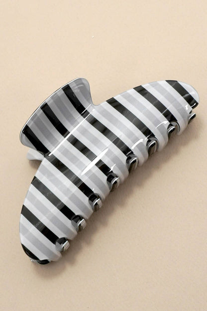 JOSSLYN by wall to wall - JUMBO STRIPE PLAID OVAL HAIR CLAW CLIPS | 40H1069