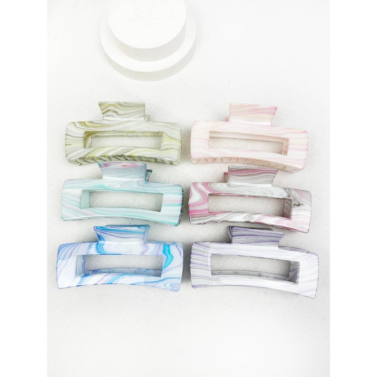 Love and Repeat - Marbled Pattern Cut Out Rectangle Hair Claw