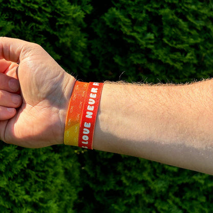 Free Luma - God's Love Never Fails NFC Bible Verse Bracelet