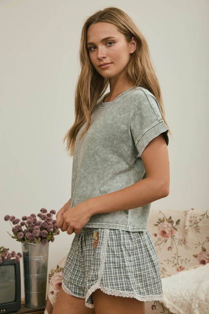 WASHED SHORT SLEEVE BOXY KNIT TOP