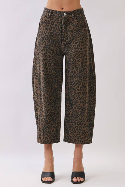 TCEC - CP10392-Leopard Print Barrel Leg Pants