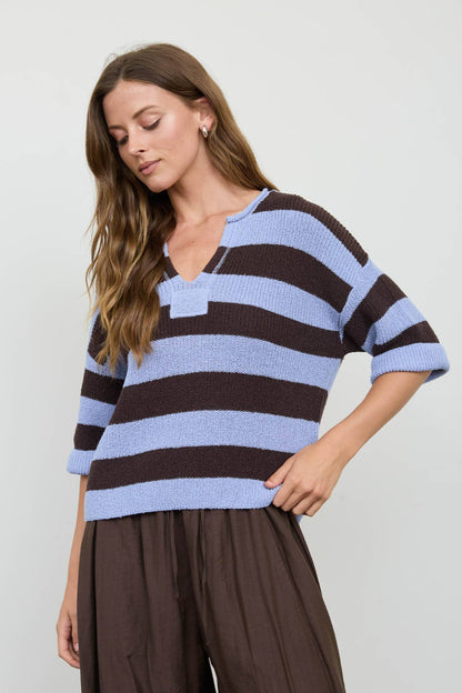WIDE STRIPE RAW SPLIT NECK SHORT SLEEVE SWEATER
