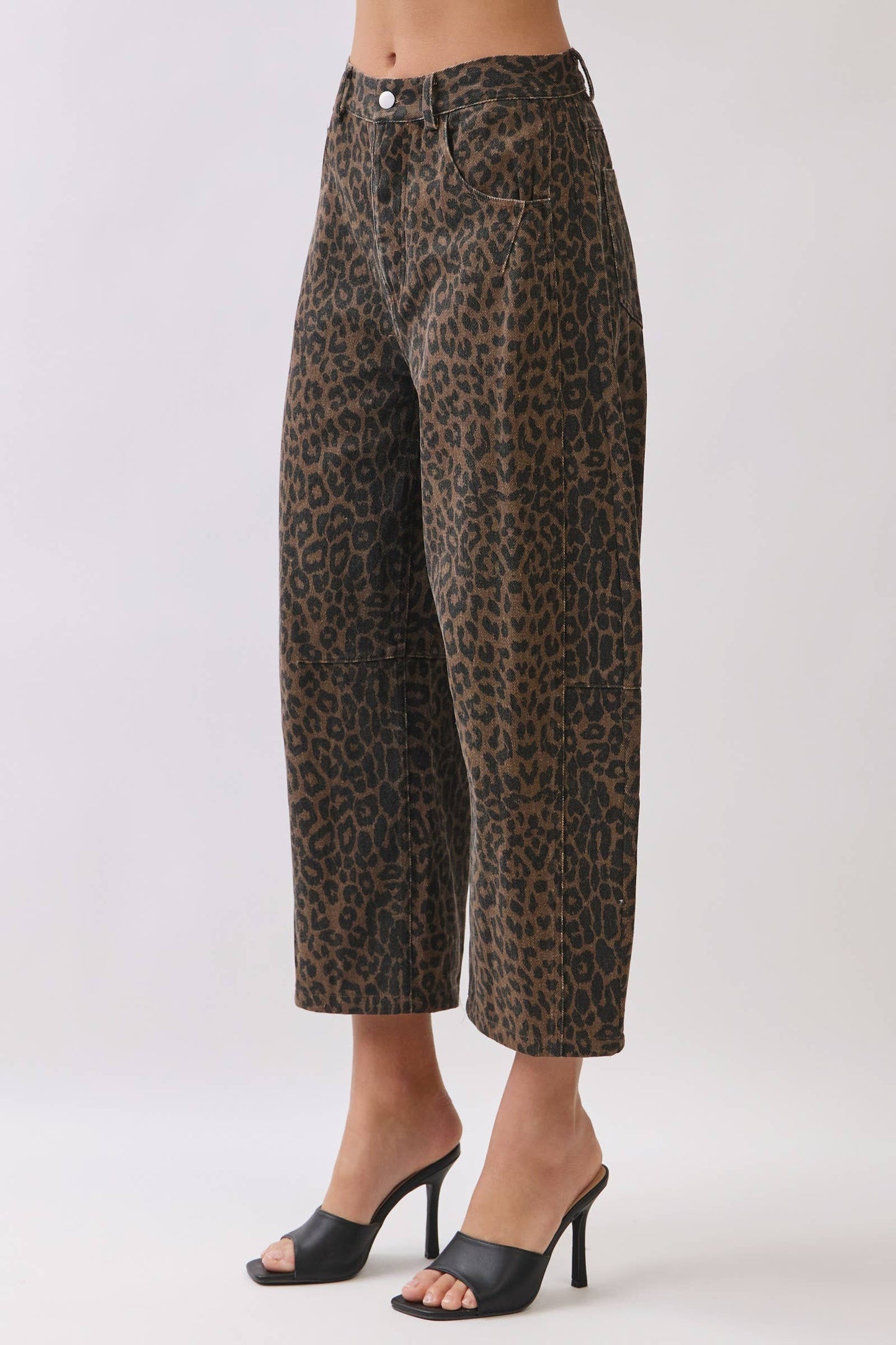 TCEC - CP10392-Leopard Print Barrel Leg Pants