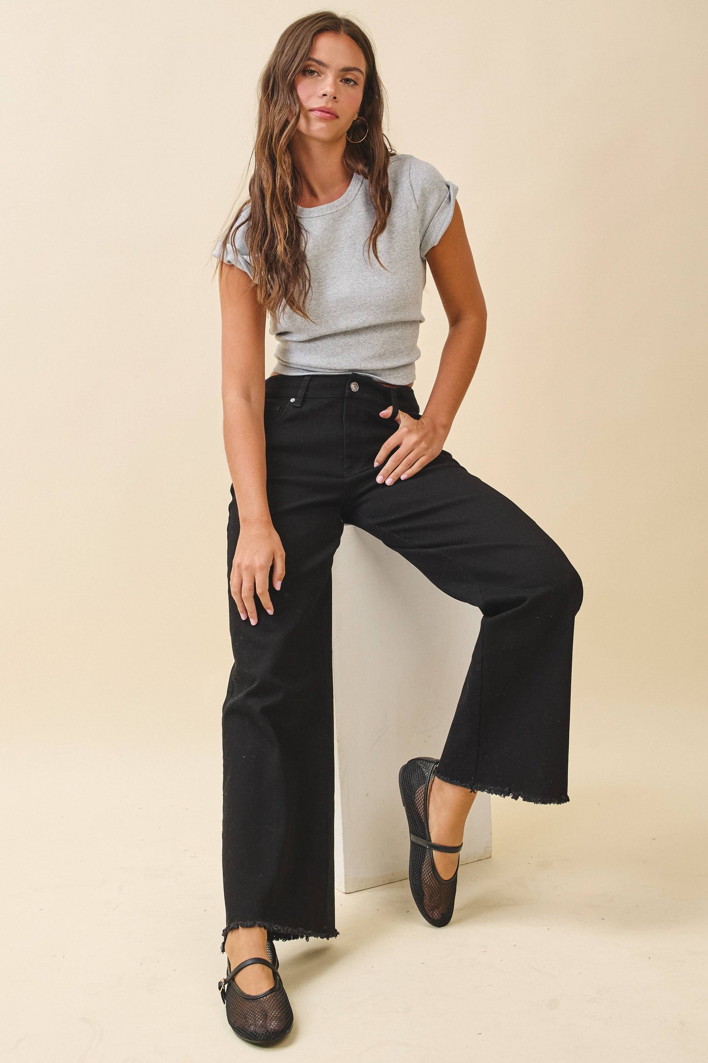 AEMI + CO - 7164GK Wide Leg Raw Hem Denim Pants