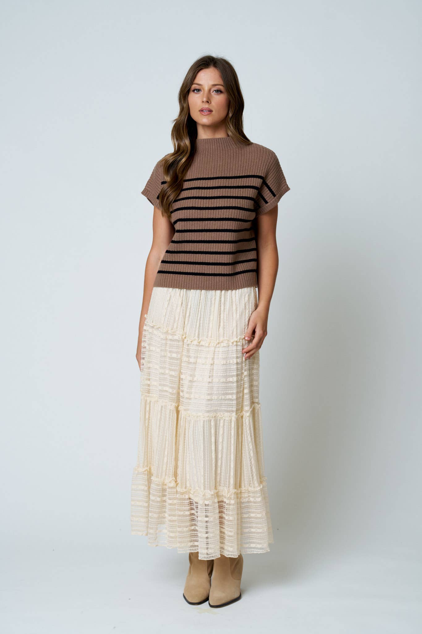 STRIPE MOCK NECK SHORT SLEEVE KNIT SWEATER