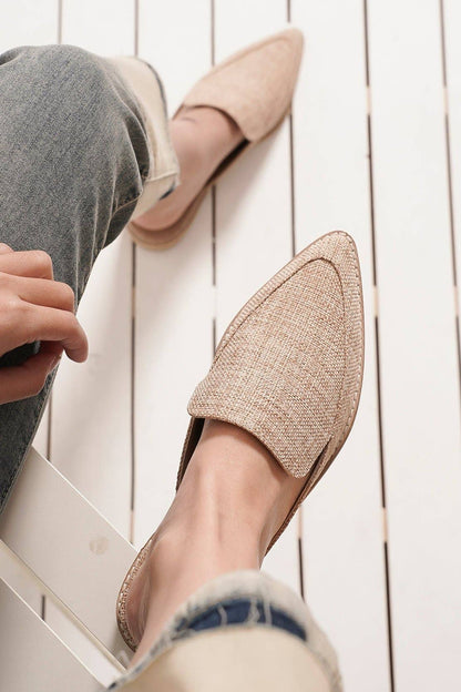 BEAST FASHION - GRIM-10-W Textured Mule Loafers