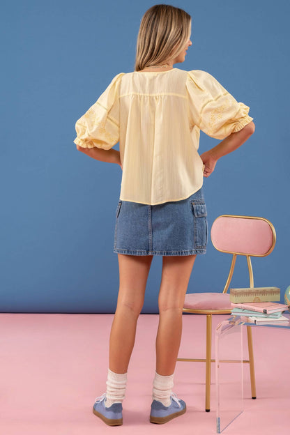 EYELET BUTTON UP TOP