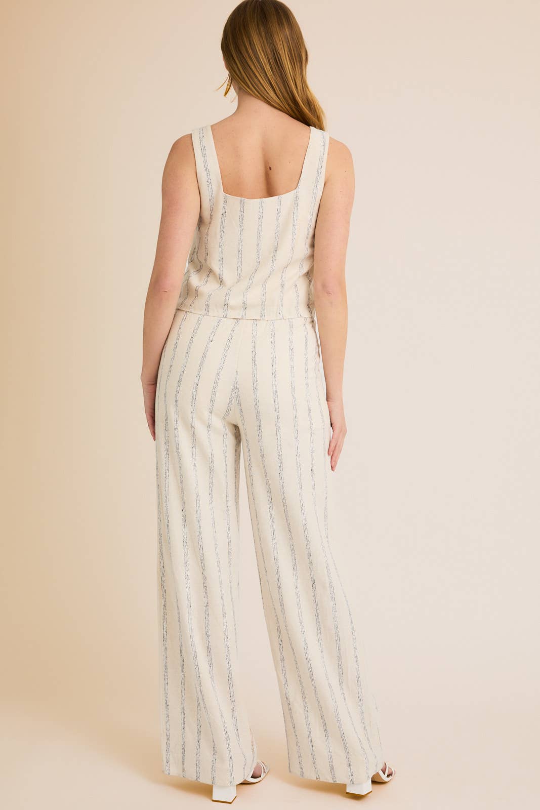 GILLI - SQUARE NECK TOP AND ELASTIC WAIST TIE ABSTRACT PRINT PANTS