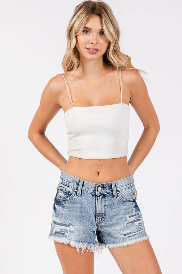 Petra153 - P1353R-LA MID RISE RIGID PATCHED SHORTS W/ FRAYED HEM