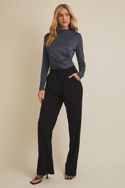 MOCK NECK LONG SLEEVE SHIRRING DETAIL TOP