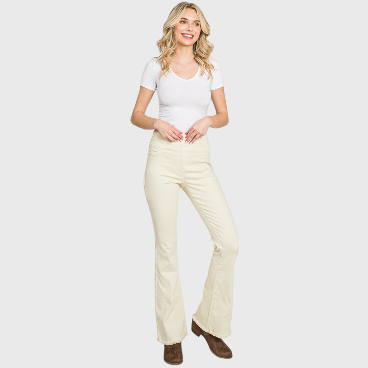Petra153 - (PETITE) PZ772HF-BE HIGH RISE PULL-ON BOOTCUT W/ FRAYED HEM