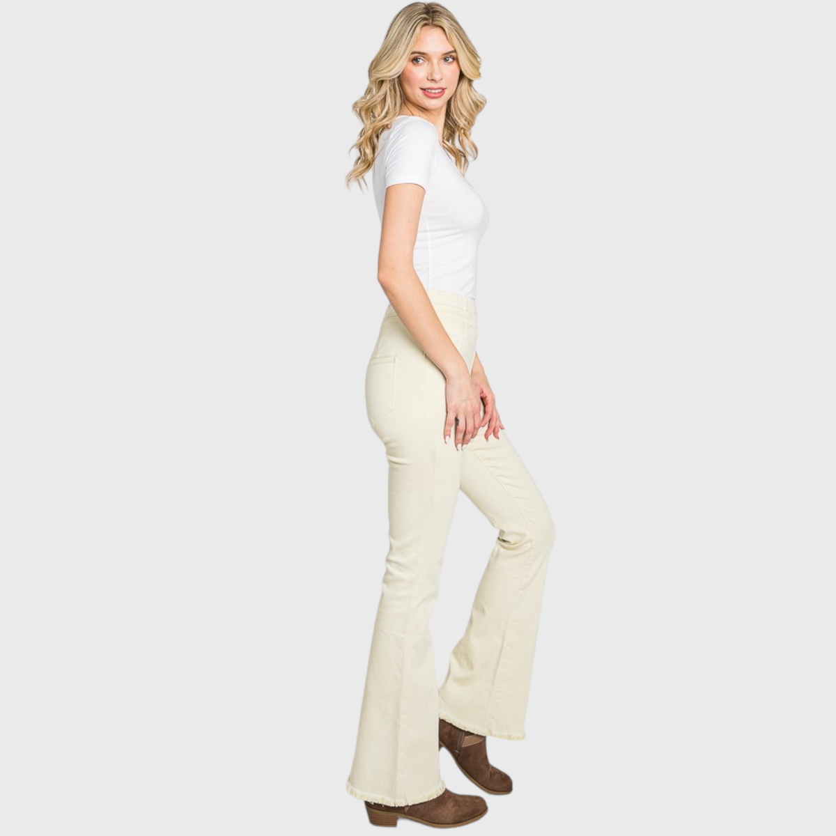 Petra153 - (PETITE) PZ772HF-BE HIGH RISE PULL-ON BOOTCUT W/ FRAYED HEM