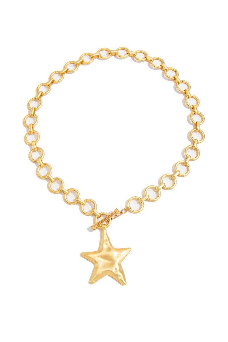 Soli Echo - Chunky Chain Cross Pendant Necklace