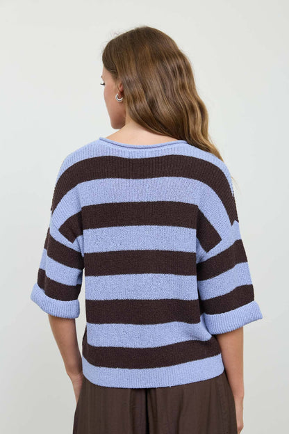 WIDE STRIPE RAW SPLIT NECK SHORT SLEEVE SWEATER